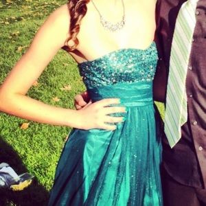 Homecoming/prom dress size 1/2